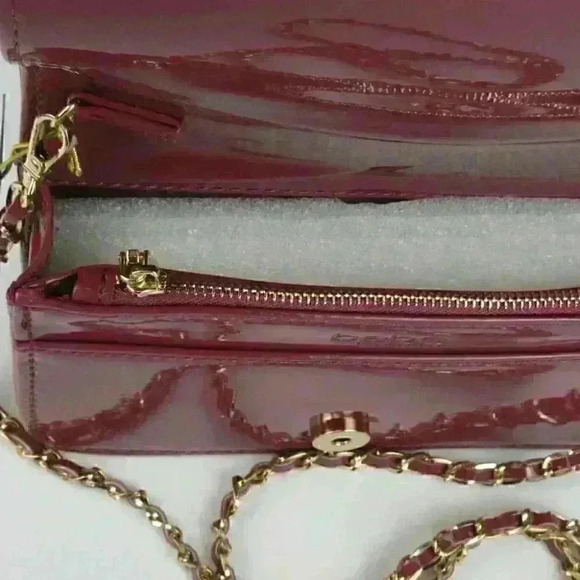 COPY - Bebe Womens Dana Embossed Crossbody Bag NWT $69 - Picture 5 of 8